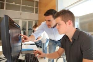 Top 3 des métiers accessibles avec un Bachelor en Informatique