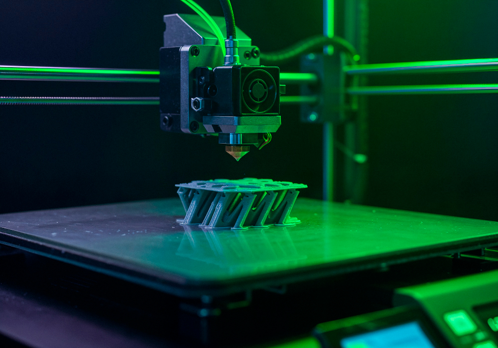 Pièces sur mesure et prototypes comment trouver le meilleur service de fabrication en France en 2026